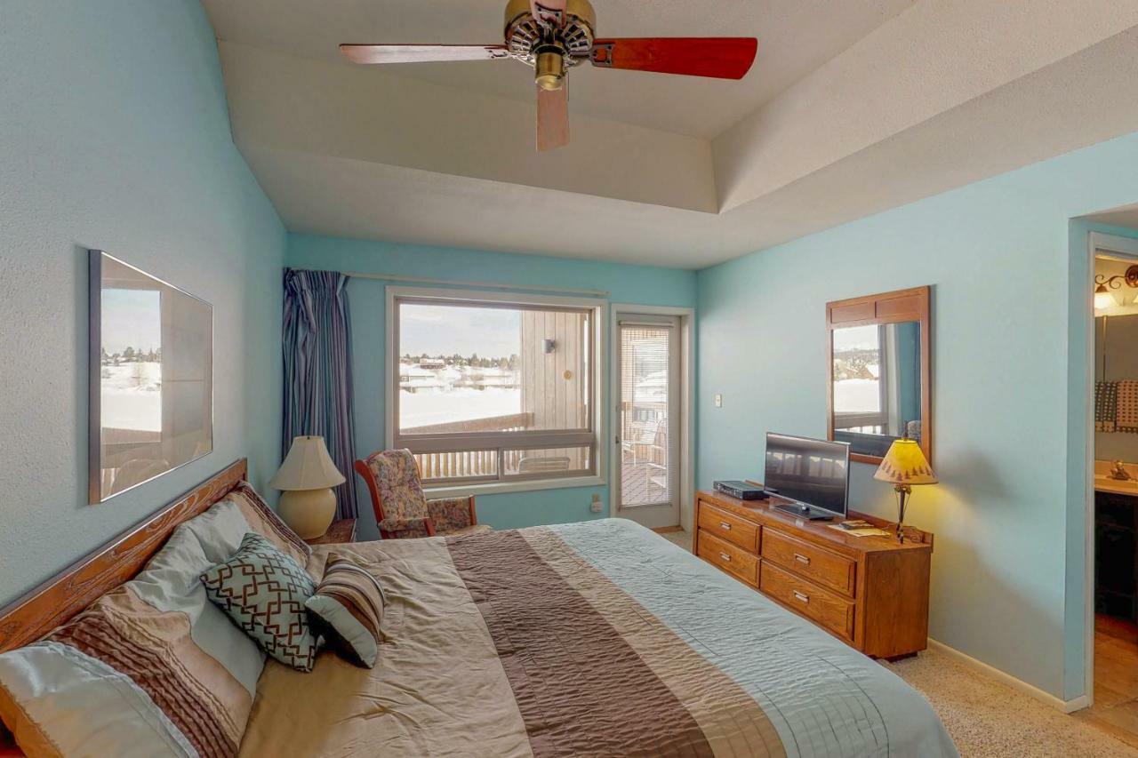 Aspenwood 4229-30 Apartment